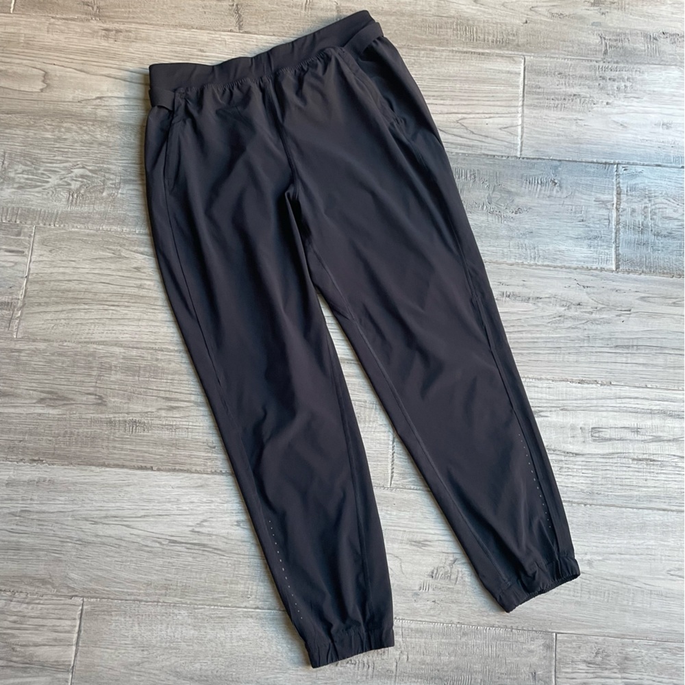 Lululemon Adapted State High Rise Jogger *Airflow” Leg Slits Black Color SZ 10 - Picture 2 of 16
